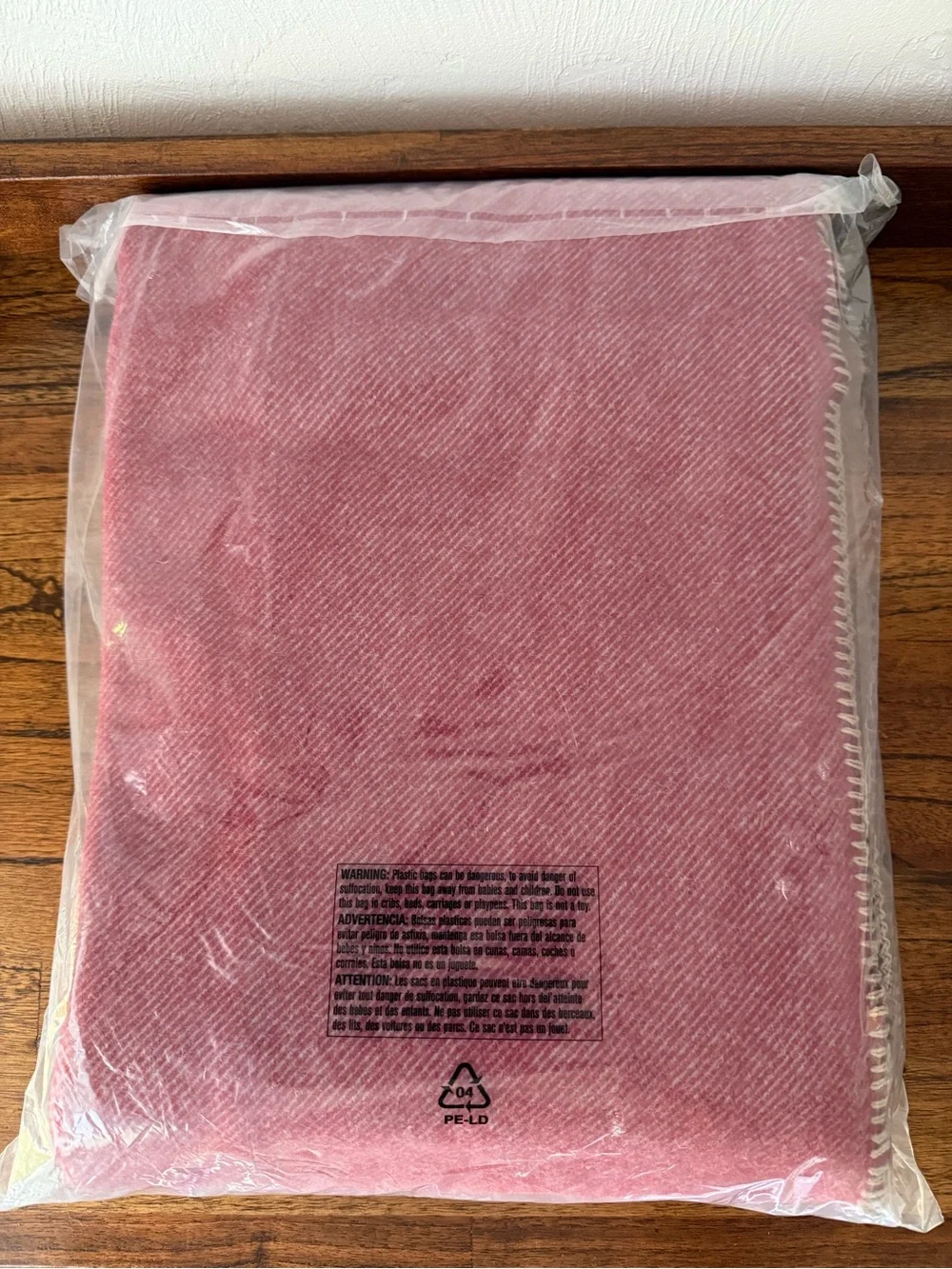 NWT Authenticity50 Northwest Wool Throw