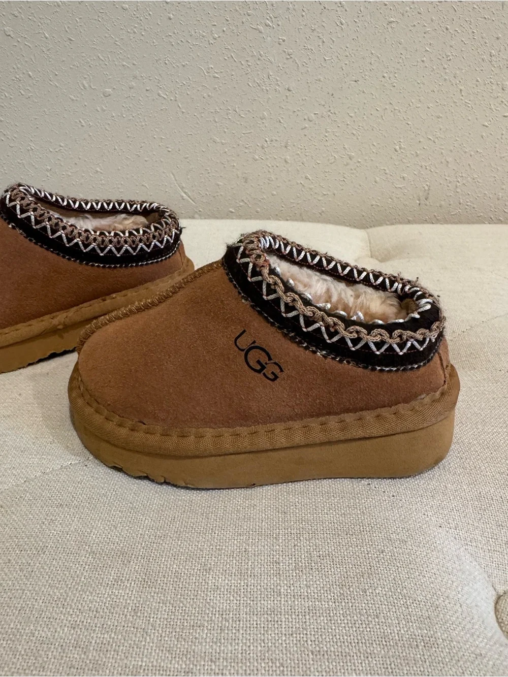 UGG toddler chestnut