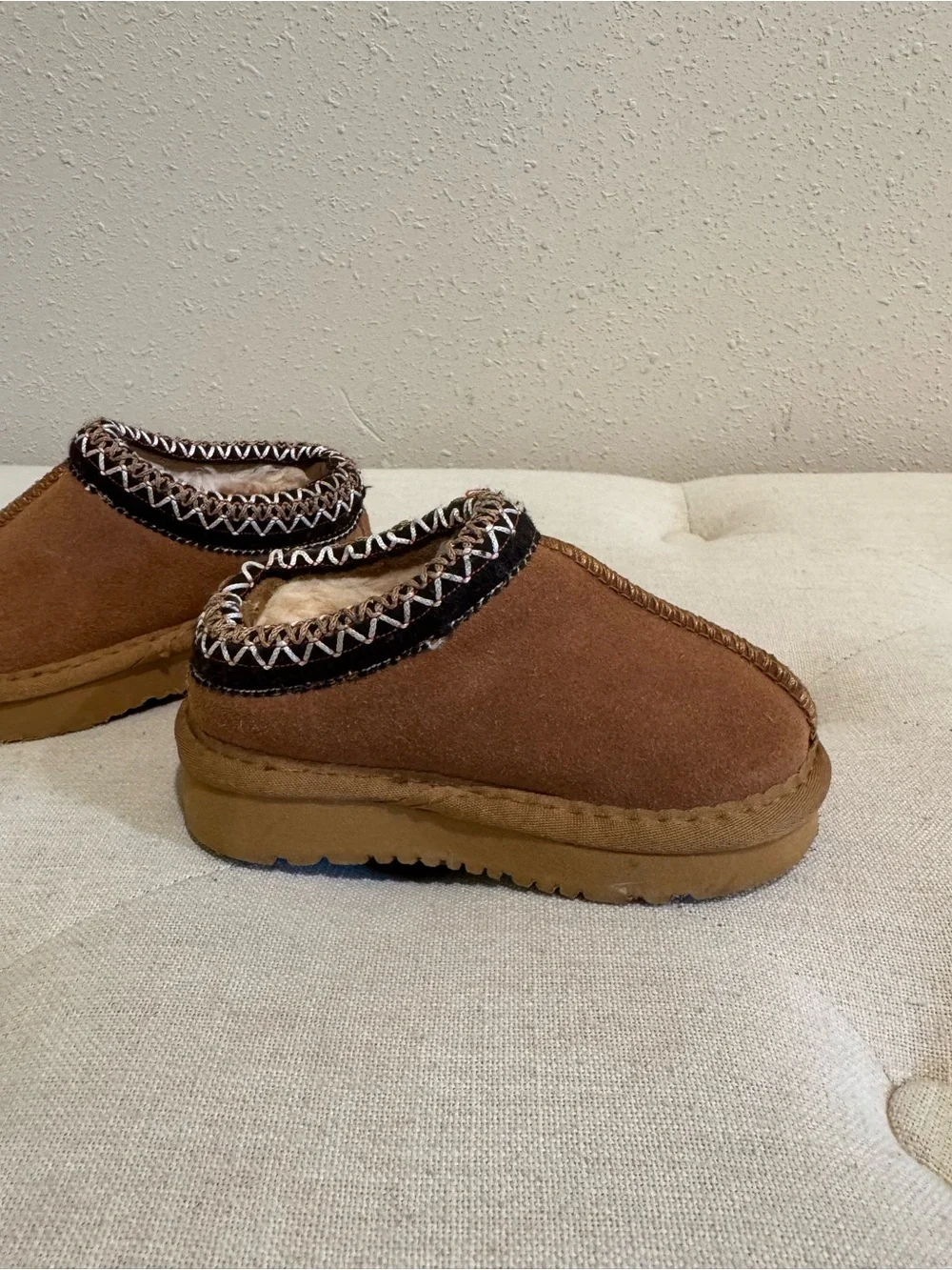 UGG toddler chestnut