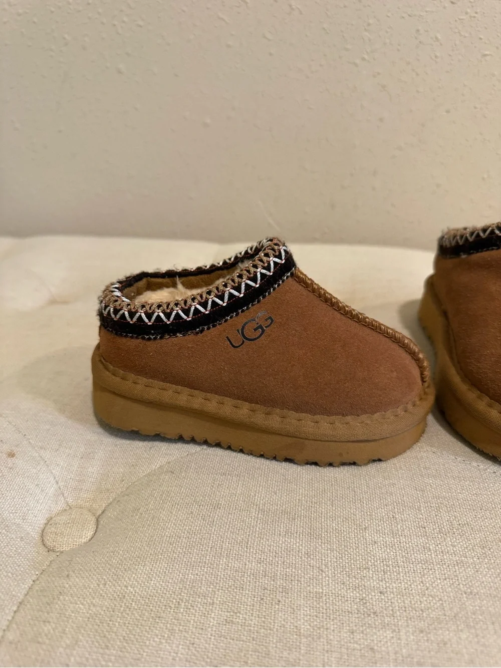 UGG toddler chestnut