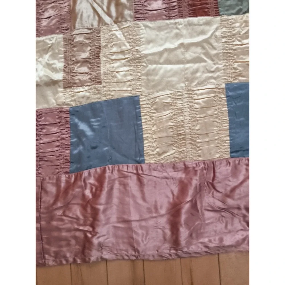 Handmade entirely looks