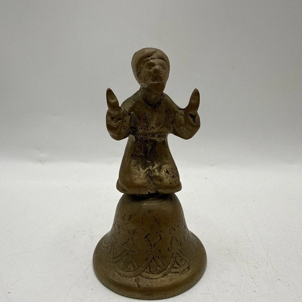 The Unbranded Brand finish monk