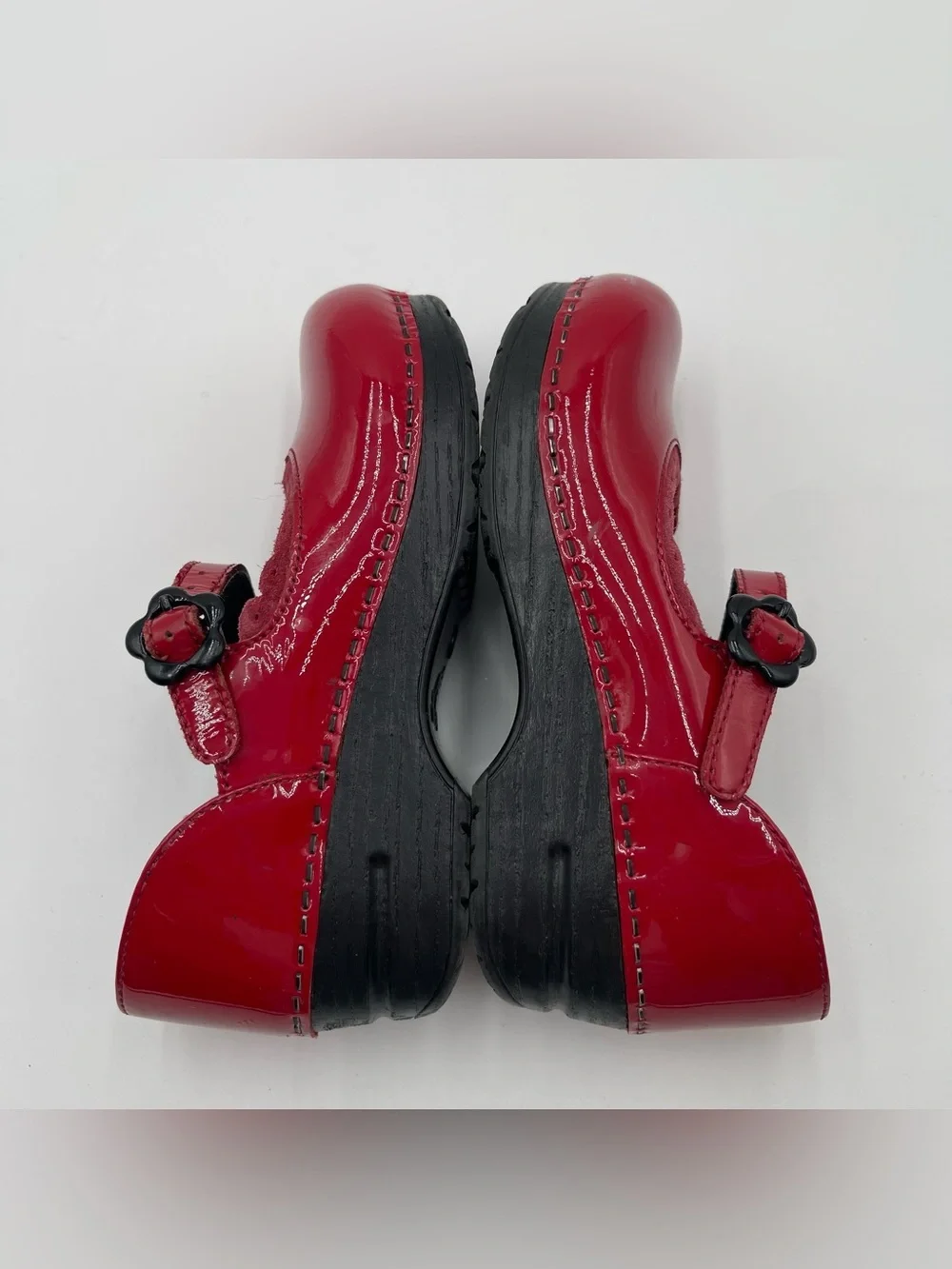 Dansko red patent