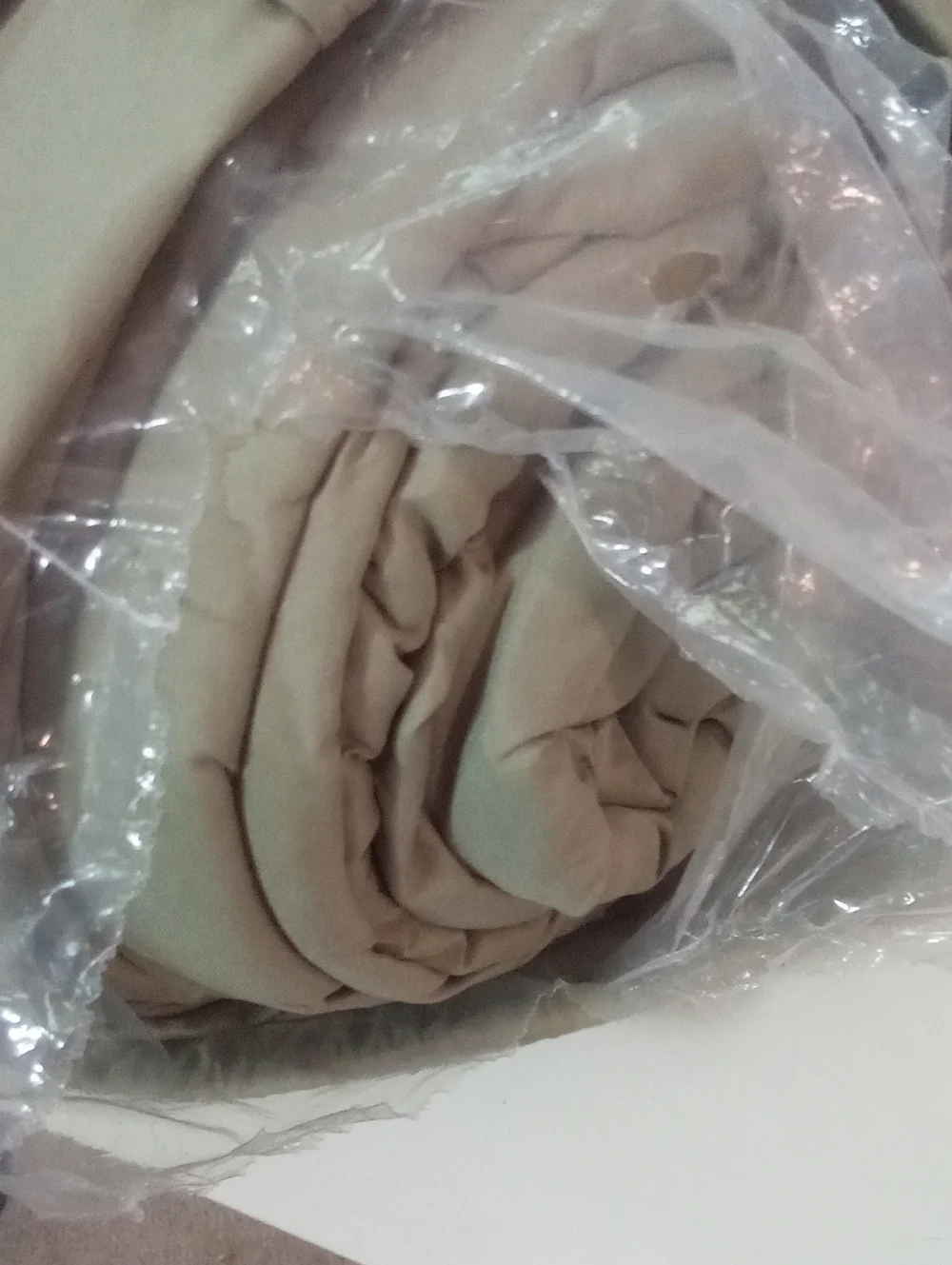 King/ Cali King Reversible Down Alternative Comforter Set  NWT $199.9 Sage Green