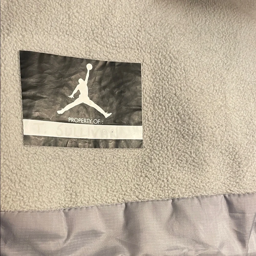 Jordan light gray