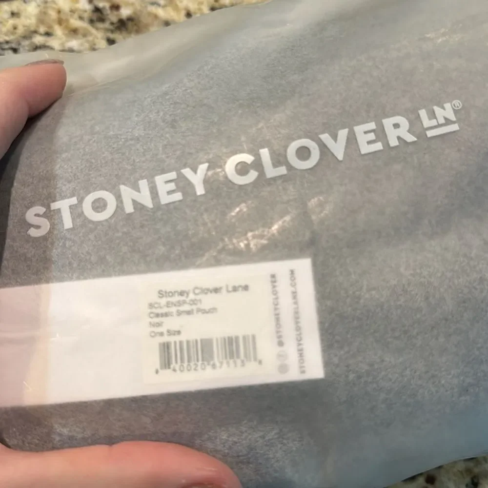 Stoney Clover Lane bit items lined
