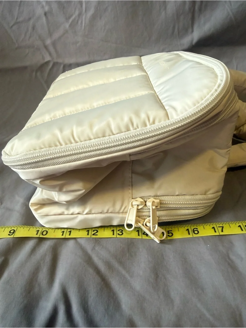 Bagsmart - Zora space saver 4-in-1 multifunction toiletry bag - white / cream