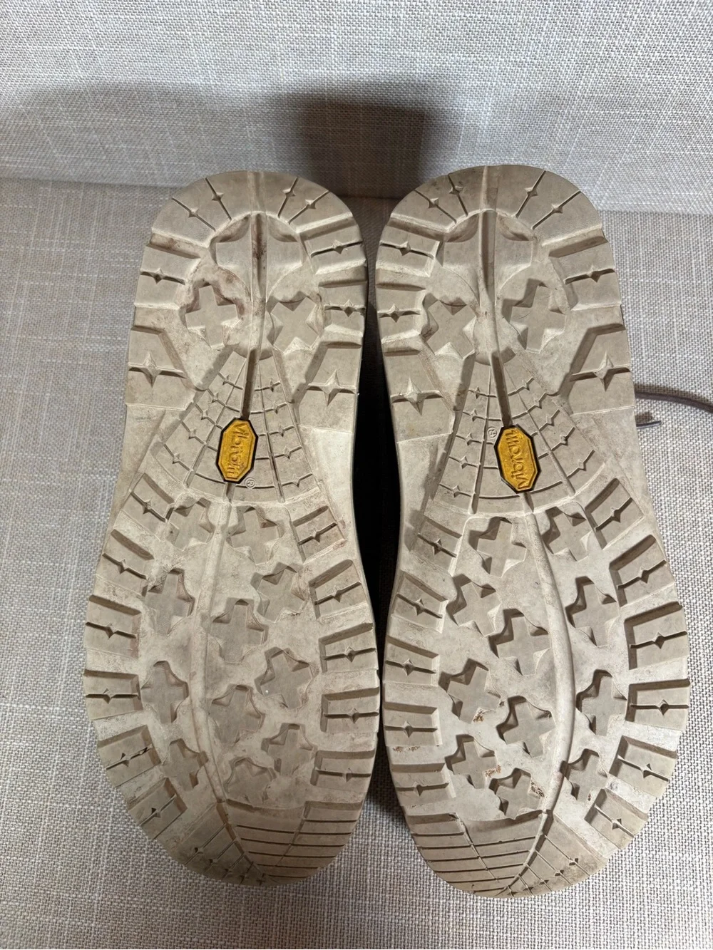 Chaco canvas chukka