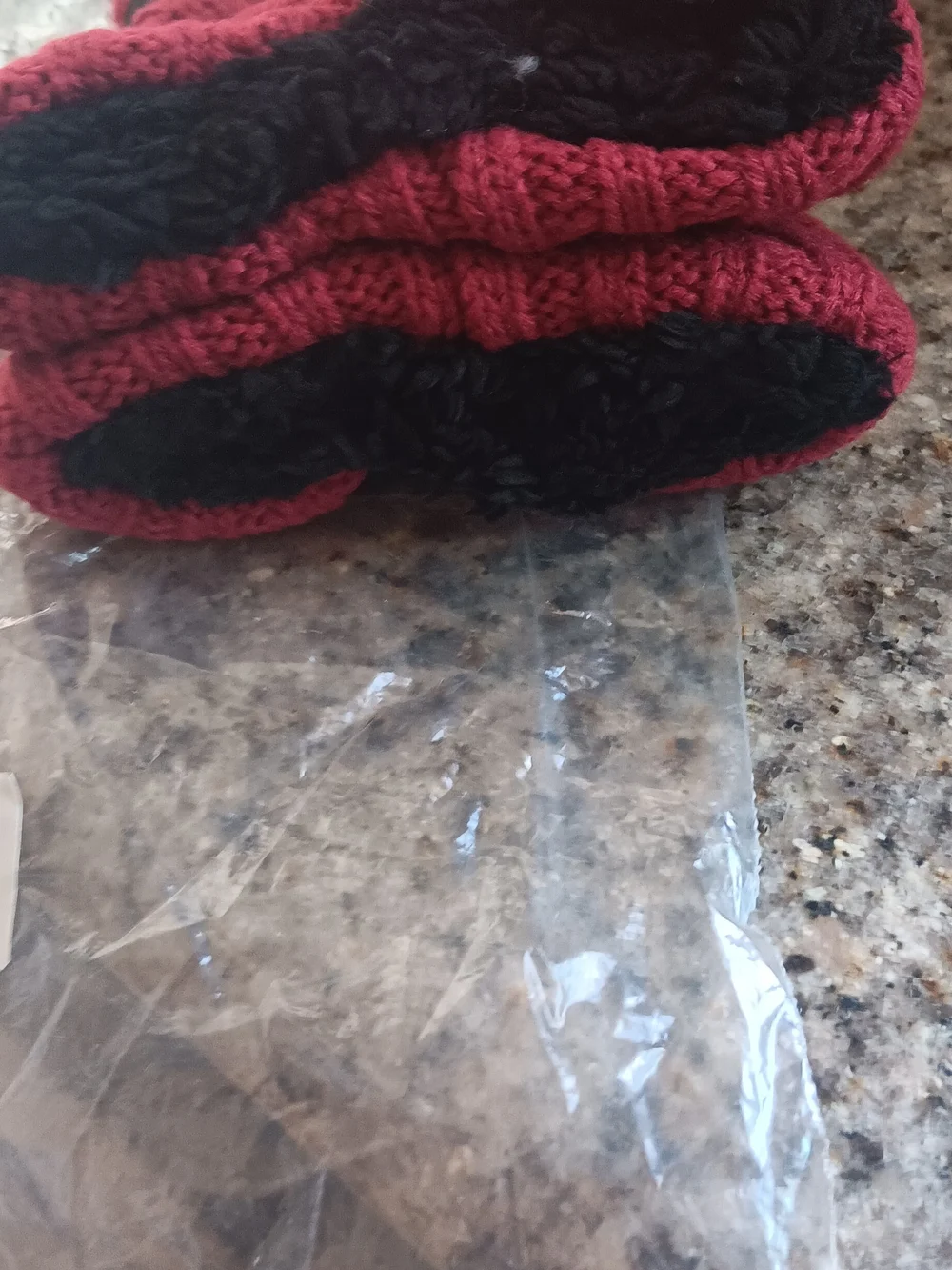 NWT Minxny Women’s Burgundy  Aromasoles Sweater Socks Sliper Socks ONE SIZE