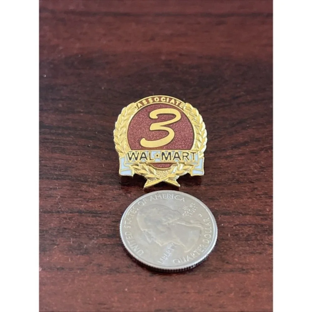 Walmart‎ 3 Year Anniversary Lapel Hat Pin