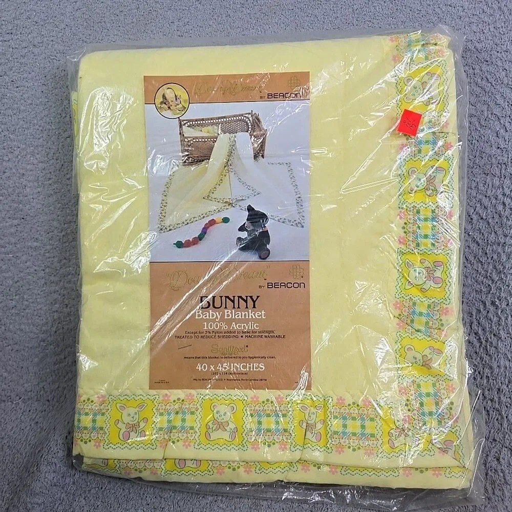 Vintage 80s Baby Blanket Beacon Bunny Teddy Bear Floral Yellow USA 40