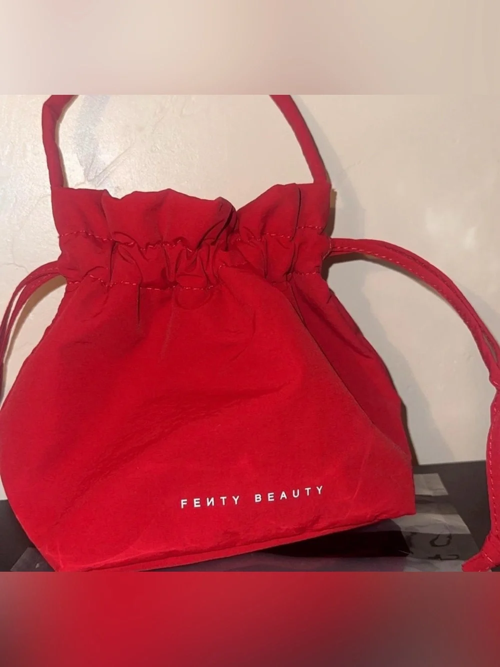 Fenty Beauty compact drawstring
