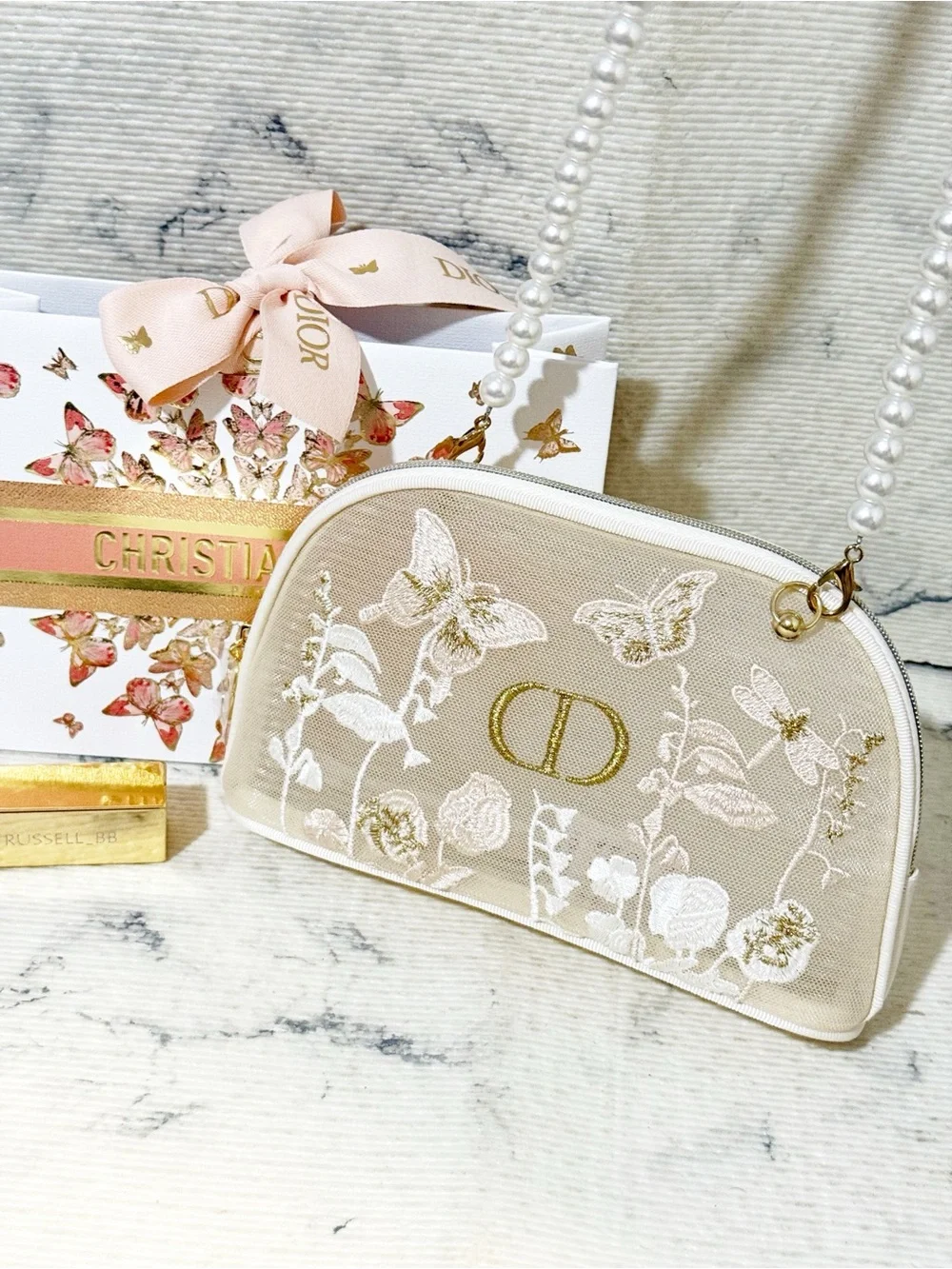 Dior beige pouch