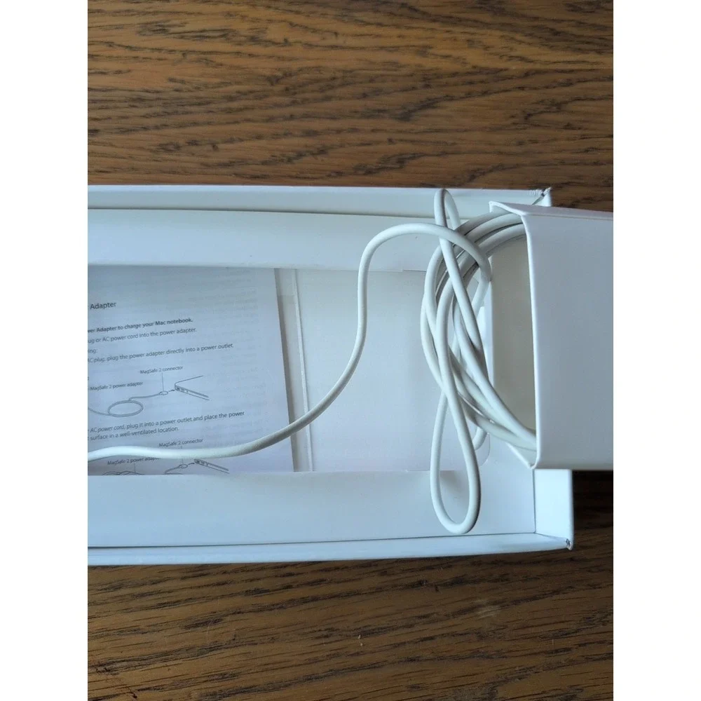 Apple Magsafe 2 45W Power Adapter - MD592LL/A‎