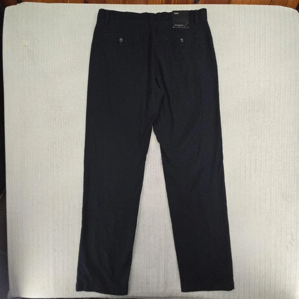 Banana Republic sho pockets through