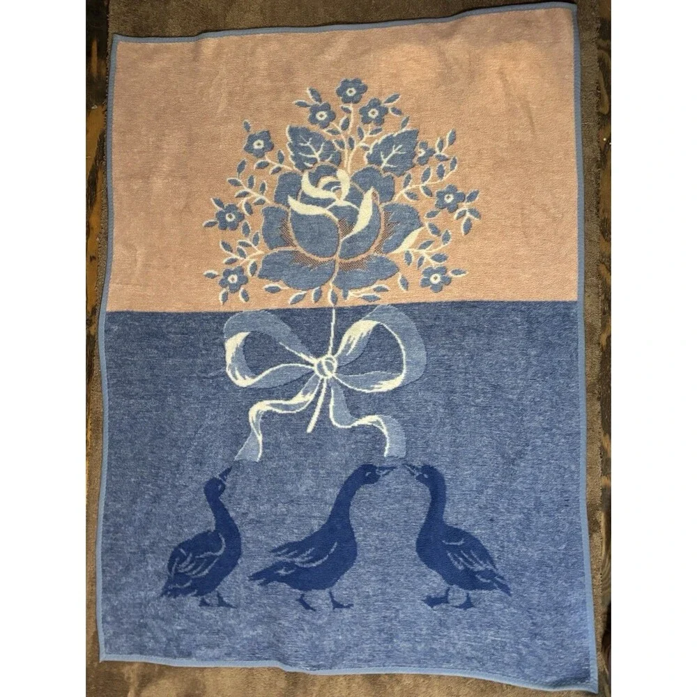 Vintage Mora Acrylic Reversible Country Goose Blanket Blue & Pink