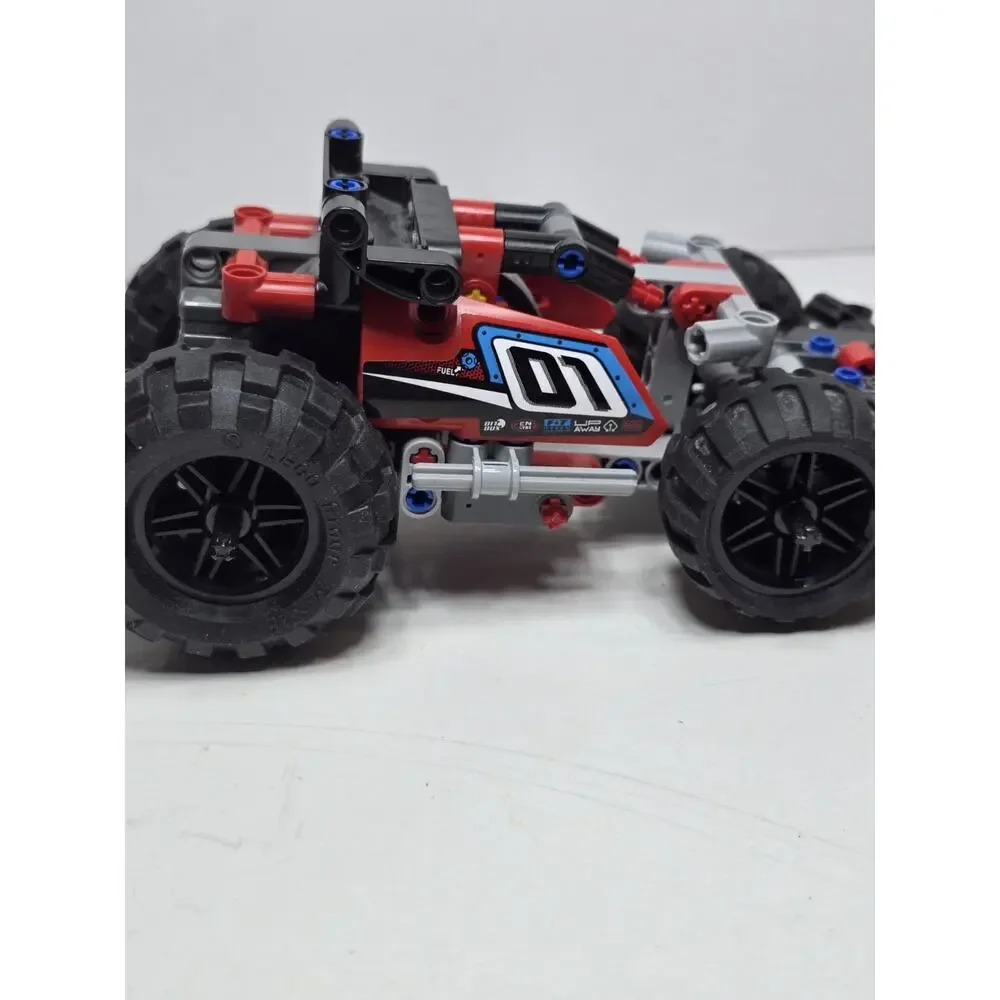 LEGO TECHNIC: BASH! (42073) Incomplete