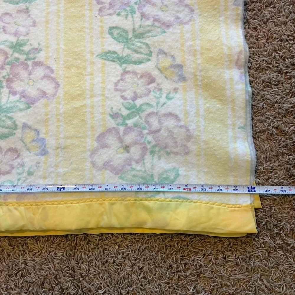 Vintage Floral Butterfly Queen Sz Blanket Yellow Satin Trim Pastel Stripes 72x86