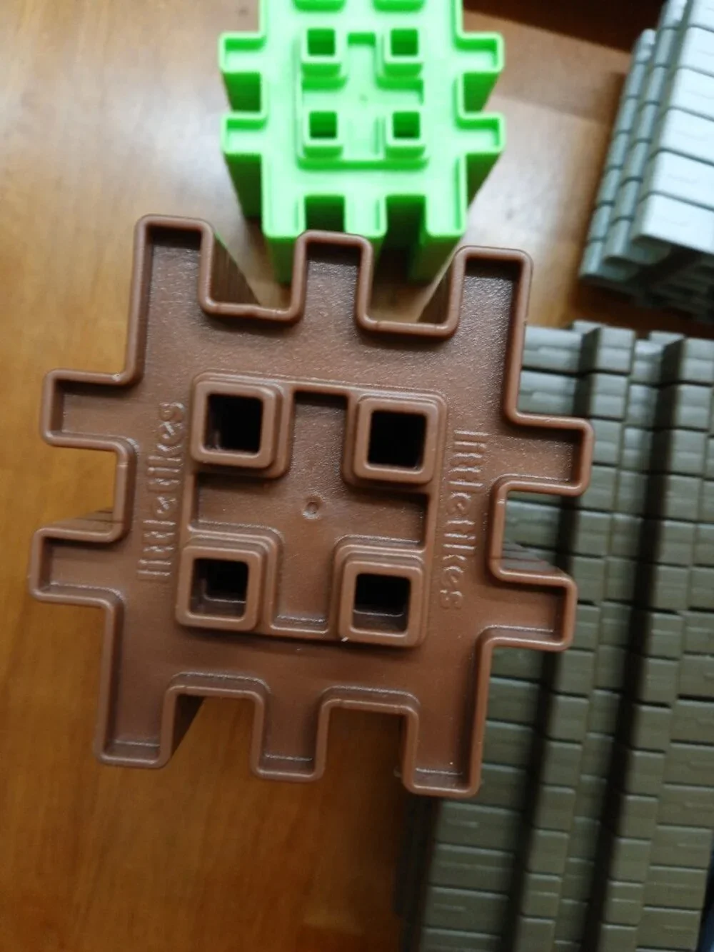 Little Tikes Waffle Blocks Building Block Lot Green Brown Grey Red