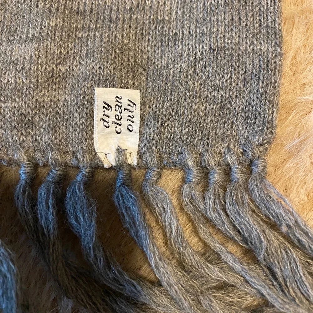 Pendleton 100% Virgin Wool Grey Multicolor Striped Fringed Scarf OS