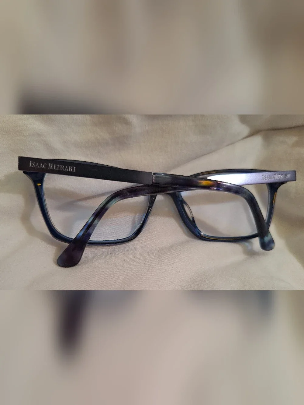 Isaac Mizrahi used good