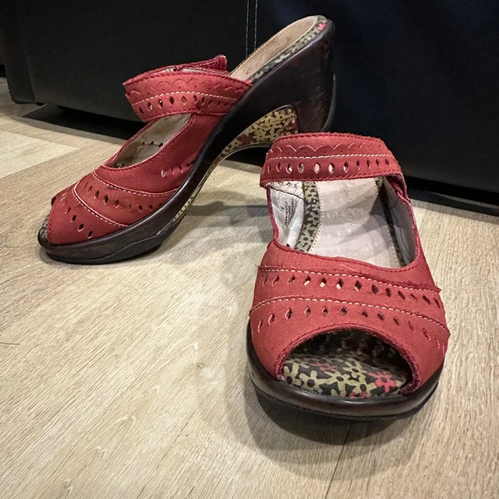 Jambu touring leather