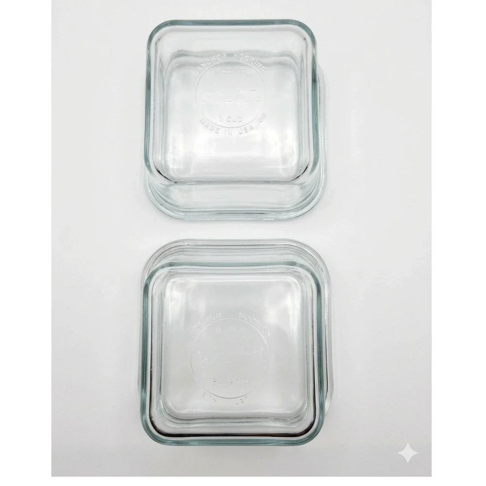 Pyrex cup square