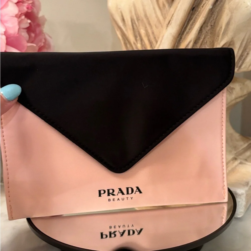 Source Unknown stylish prada
