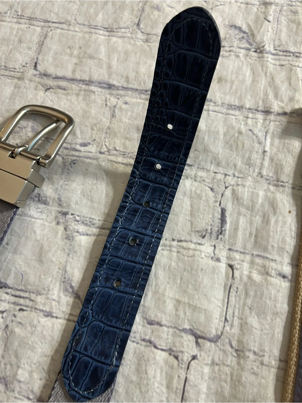 N/A belt buckle fabric