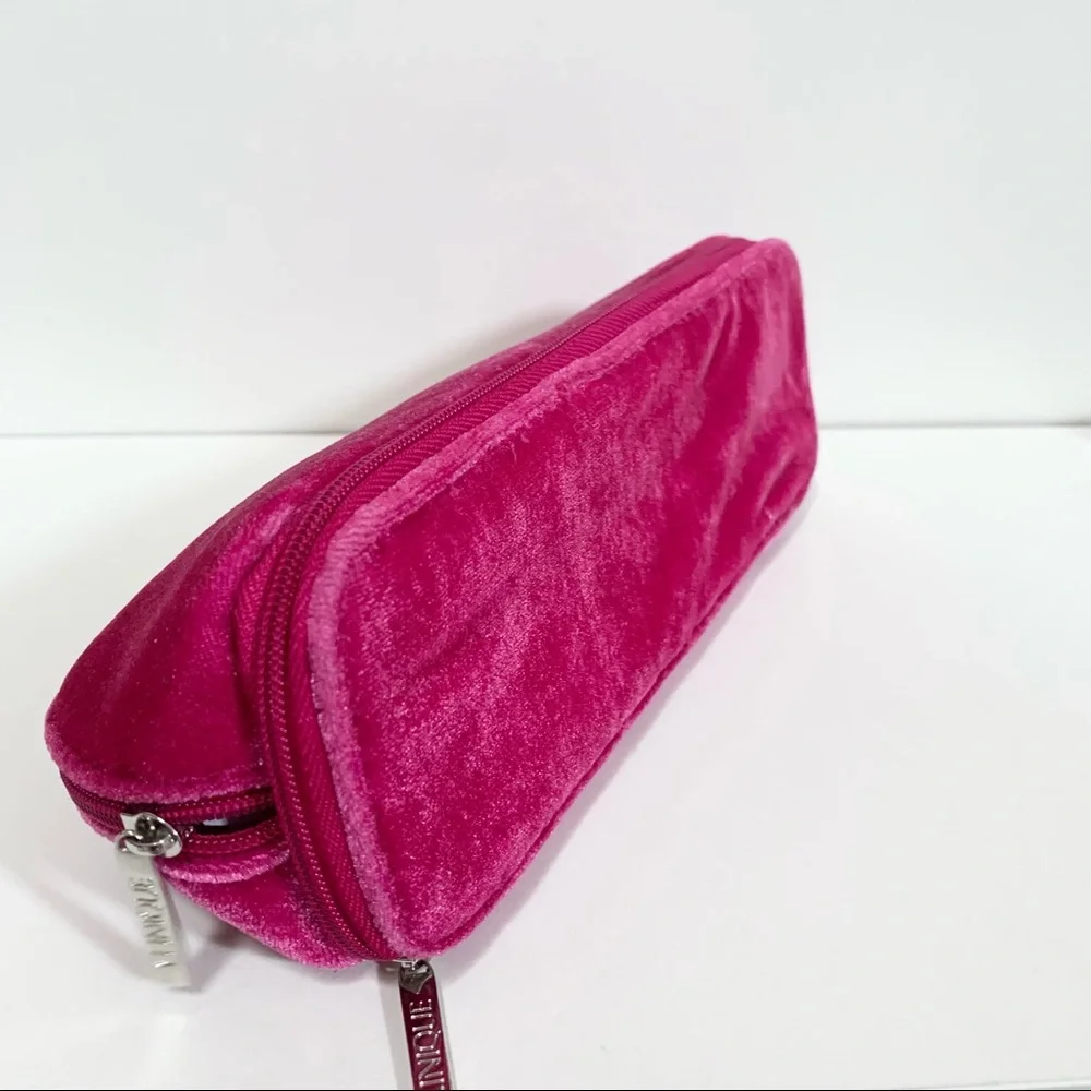 Y2k Clinique velvet makeup case