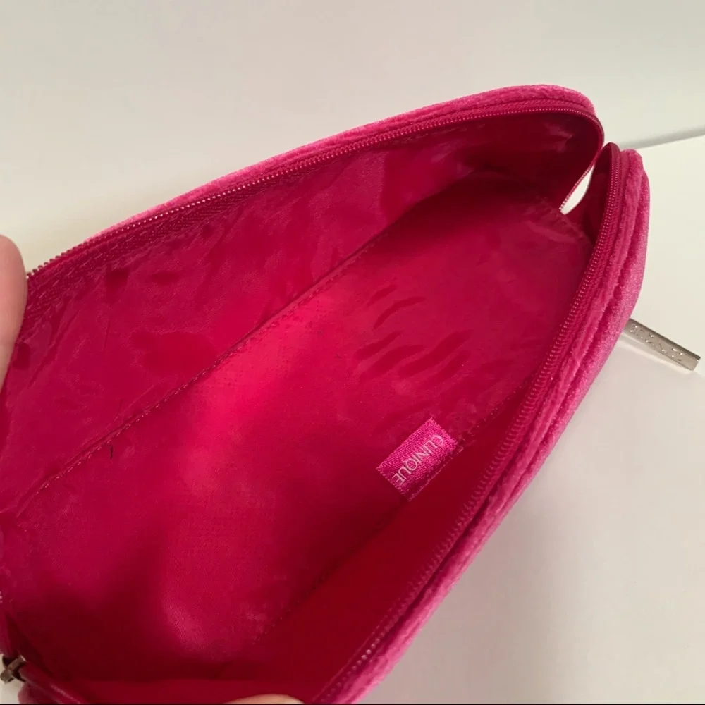 Y2k Clinique velvet makeup case