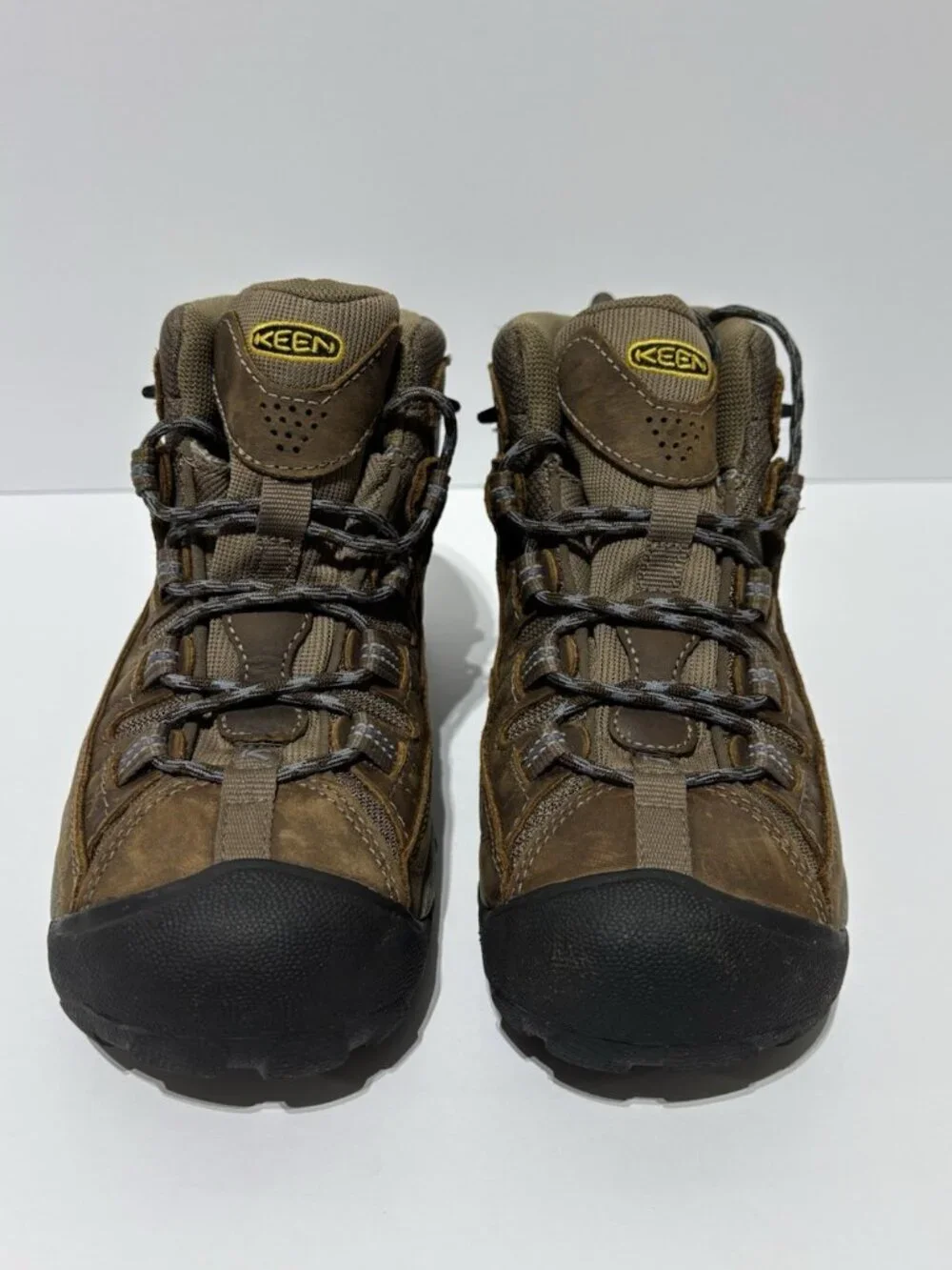 Keen Women’s Targhee II Mid Waterproof Hiking Boots Brown, Size 6 M
