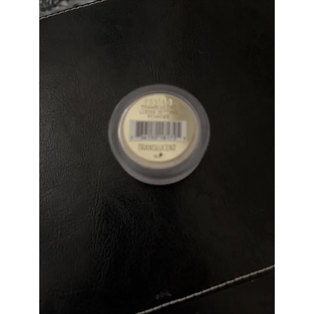 Laura Mercier 01 Translucent Loose Setting Powder 29g New. (226)