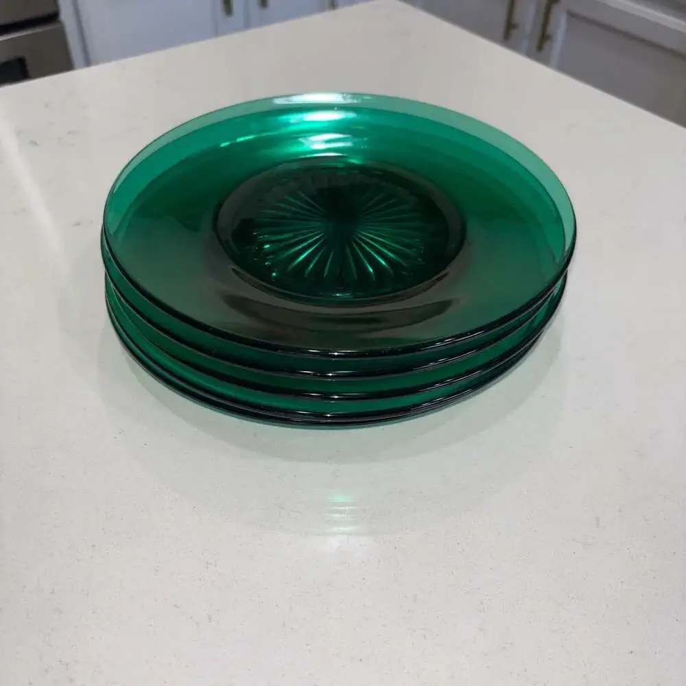 Unbranded emerald green