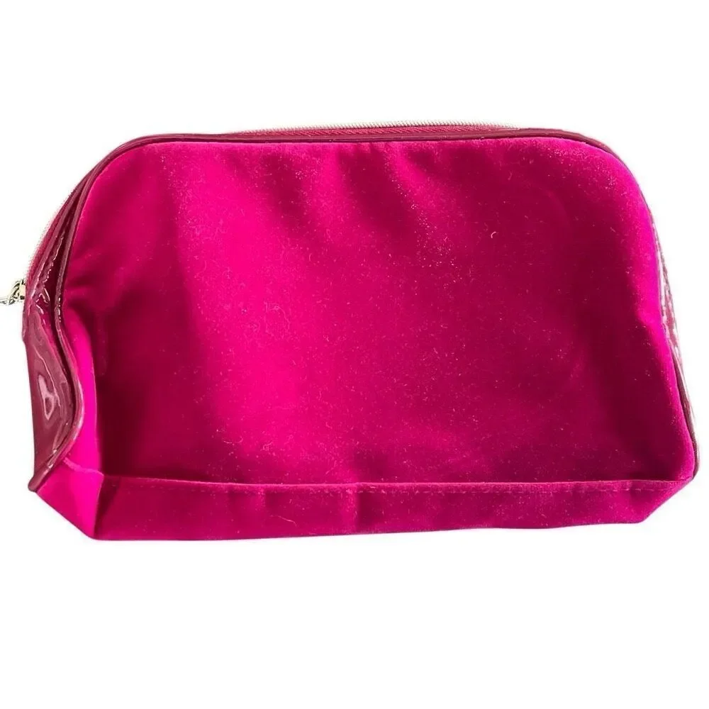 Estée Lauder, beautiful pink cosmetic bag plushy