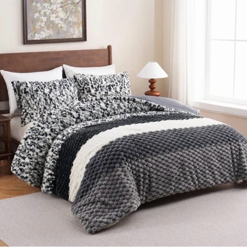 Cozy Beige and White Textured Comforter Set