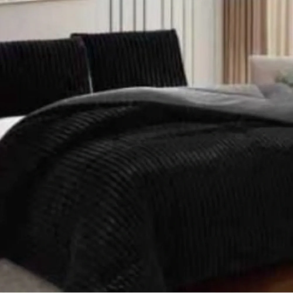 Elegant Charcoal Comforter Set
