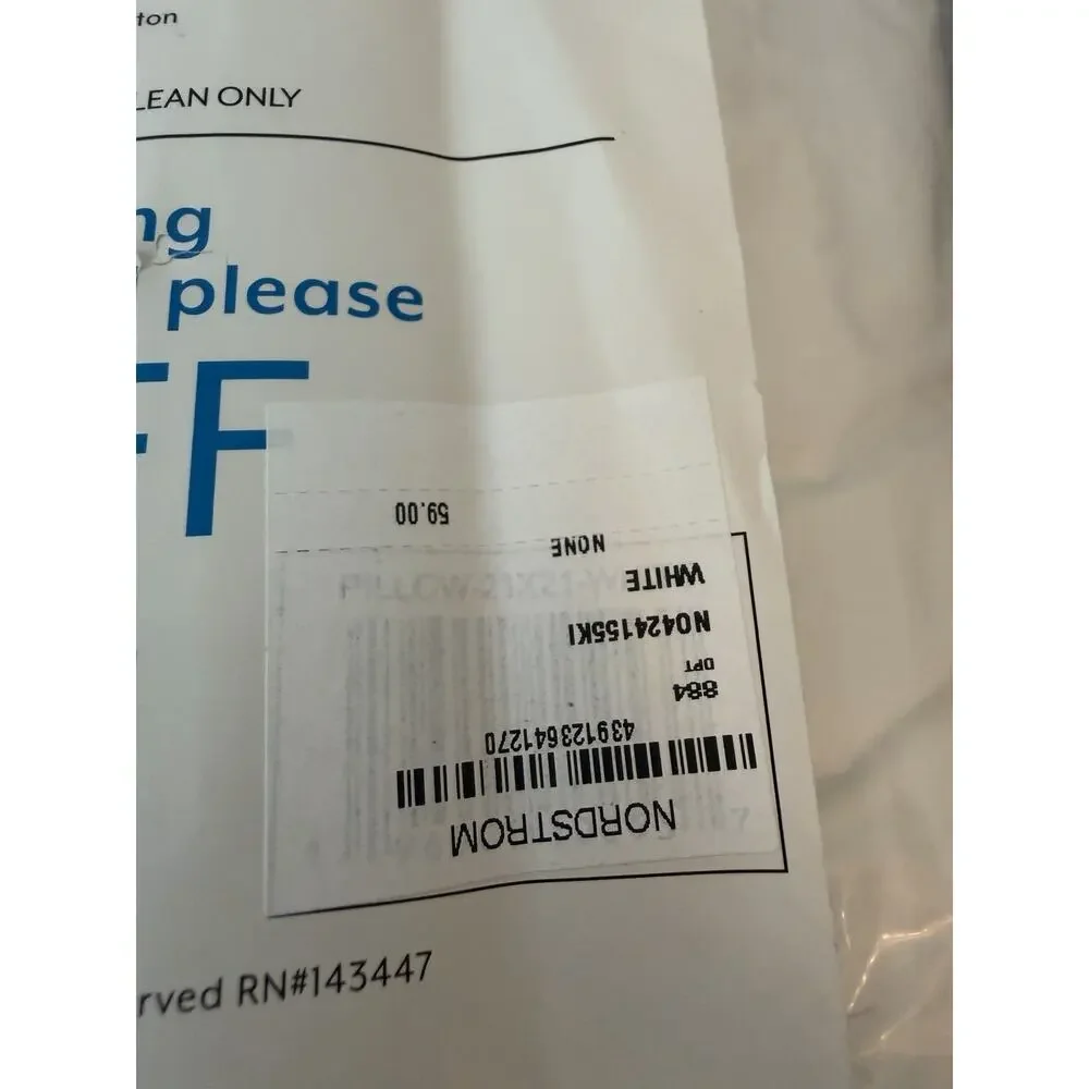 Nordstrom Pillow Insert 100% Cotton Poly Fill Fits 20 in. x 20 in. Pillows NWT