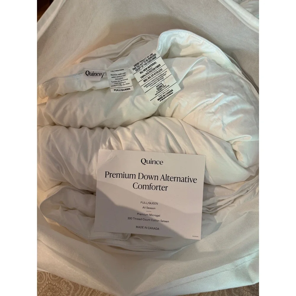 Quince Premium Down Alternative All Season Comforter – Full/Queen – White