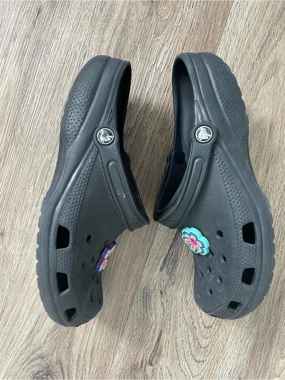 CROCS men size