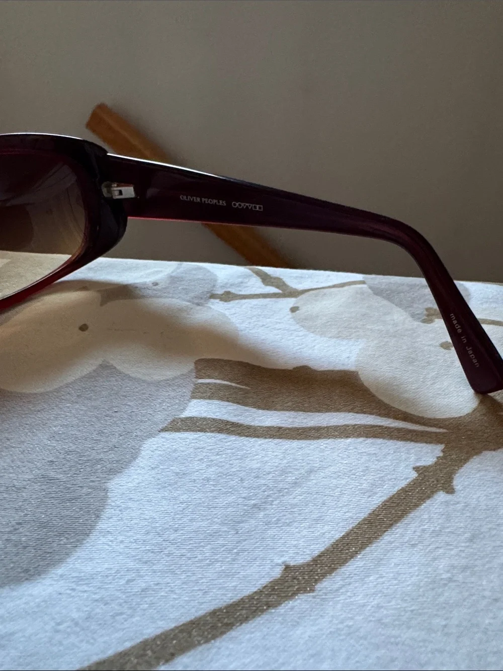 Oliver Peoples stylish women