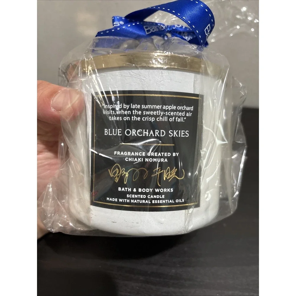 Blue Orchard Skies 3-Wick Candle 25-45 burn hours 14.5 oz Bath & Body Works NEW