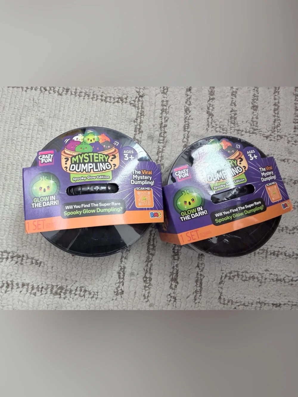 Mystery Dumpling Spooky Glow Edition Kids Toy - Green