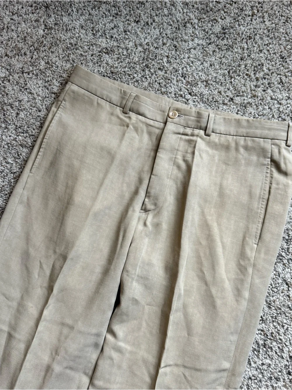 Armani Collezioni shade refined khaki
