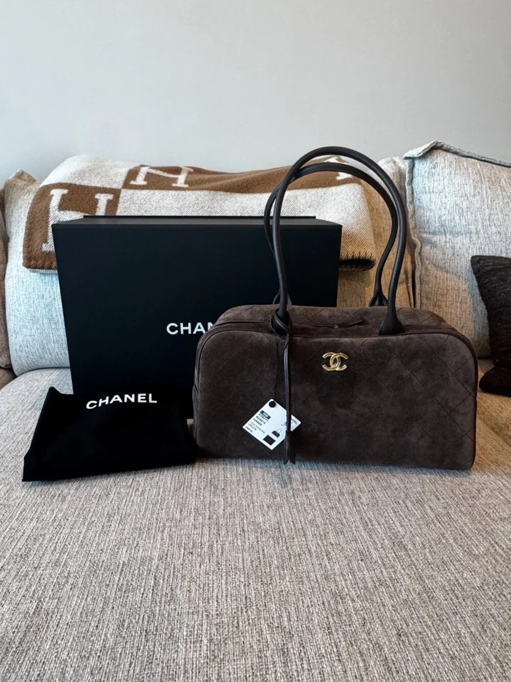 CHANEL authentic large
