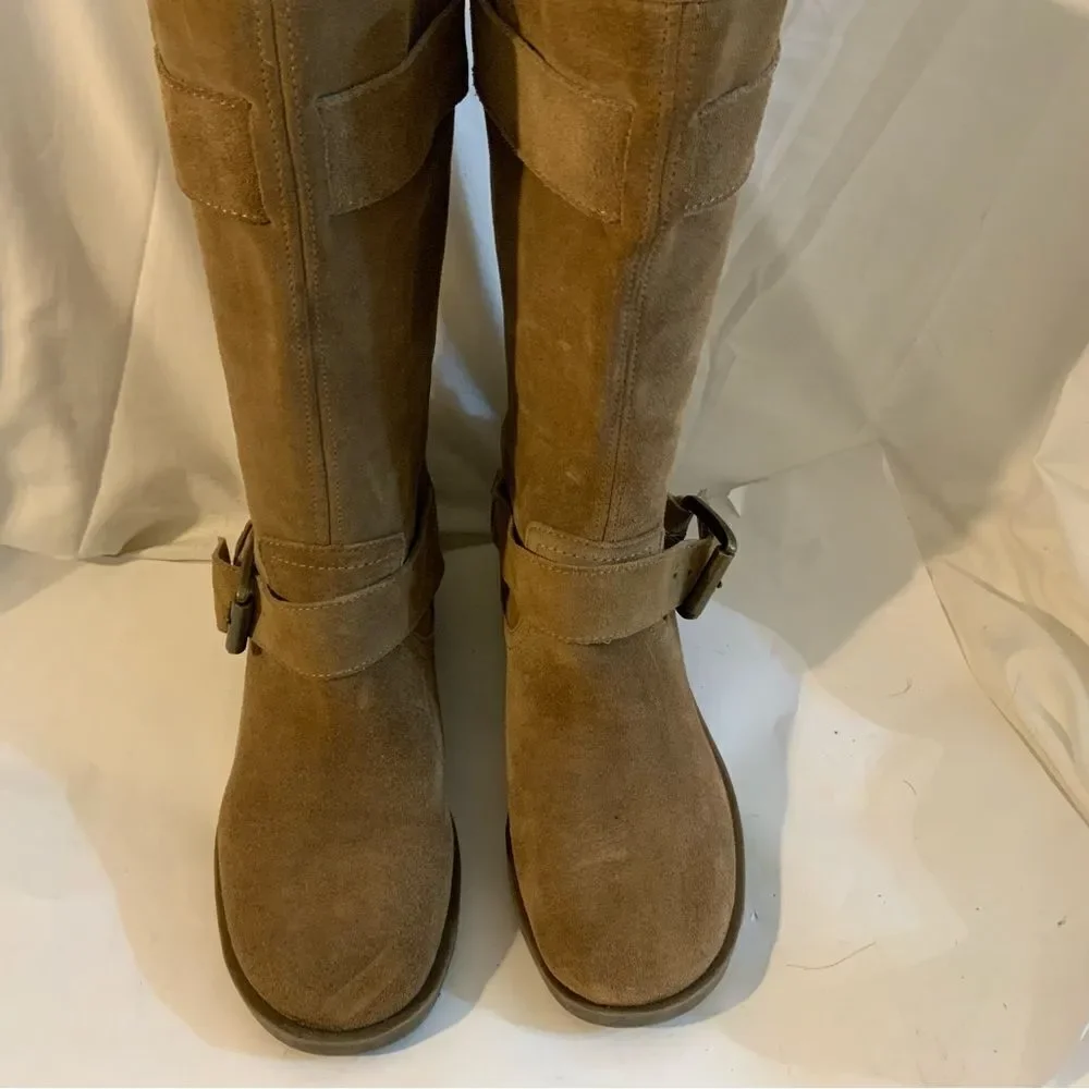 Jessica Simpson good preowned