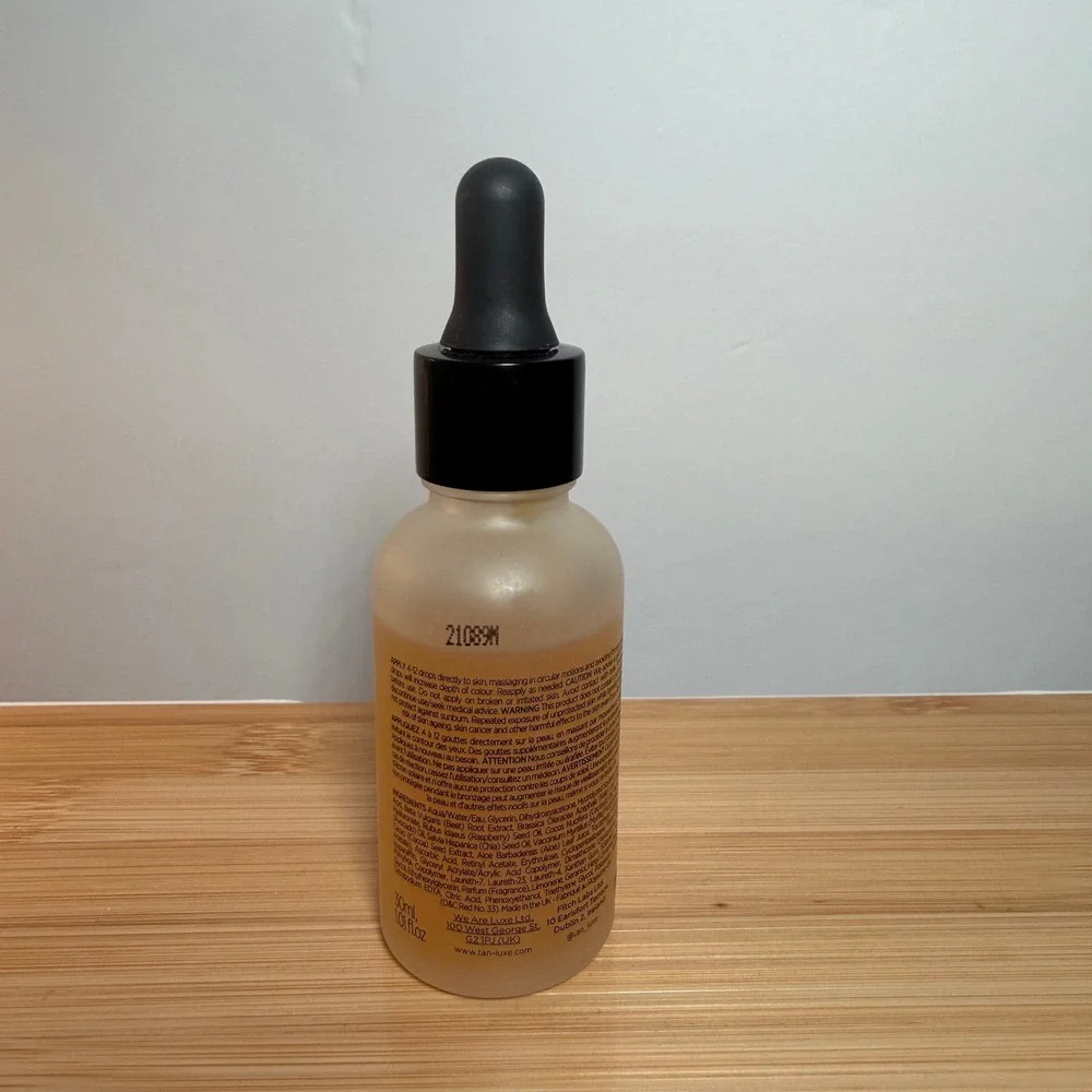 Tan-Luxe Super Glow Hyaluronic Self-Tan Serum 30ml Gradual Glow Full Size NWOB