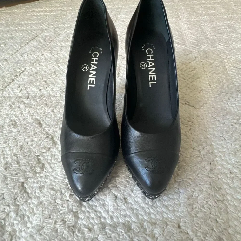CHANEL timeless leather matching