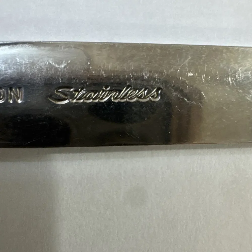 International pierced serving