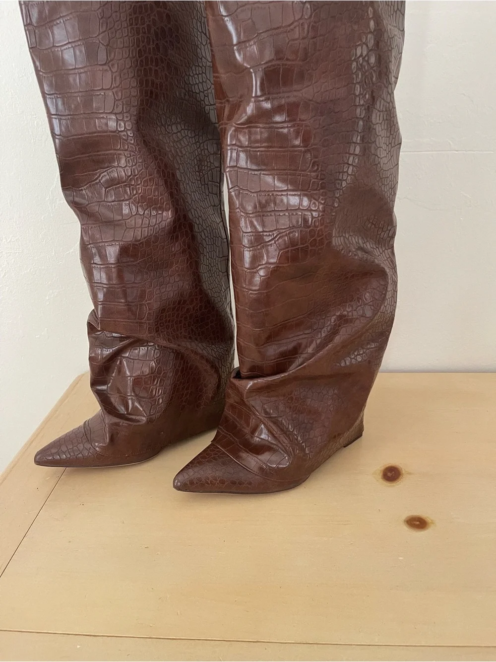 N/A stylish brown